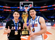 冠军阵容再添强援！上海海港锁定浙江队岳鑫、泰山队卢永涛